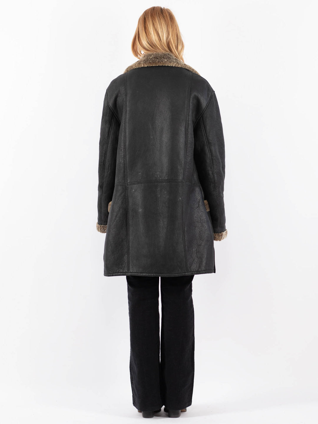 Vintage 90's Women Sheepskin in BlackV9684