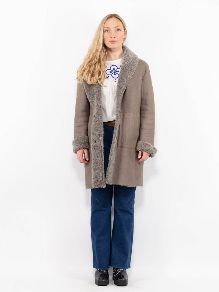 Vintage 90's Women Sheepskin Coat in GrayA1057