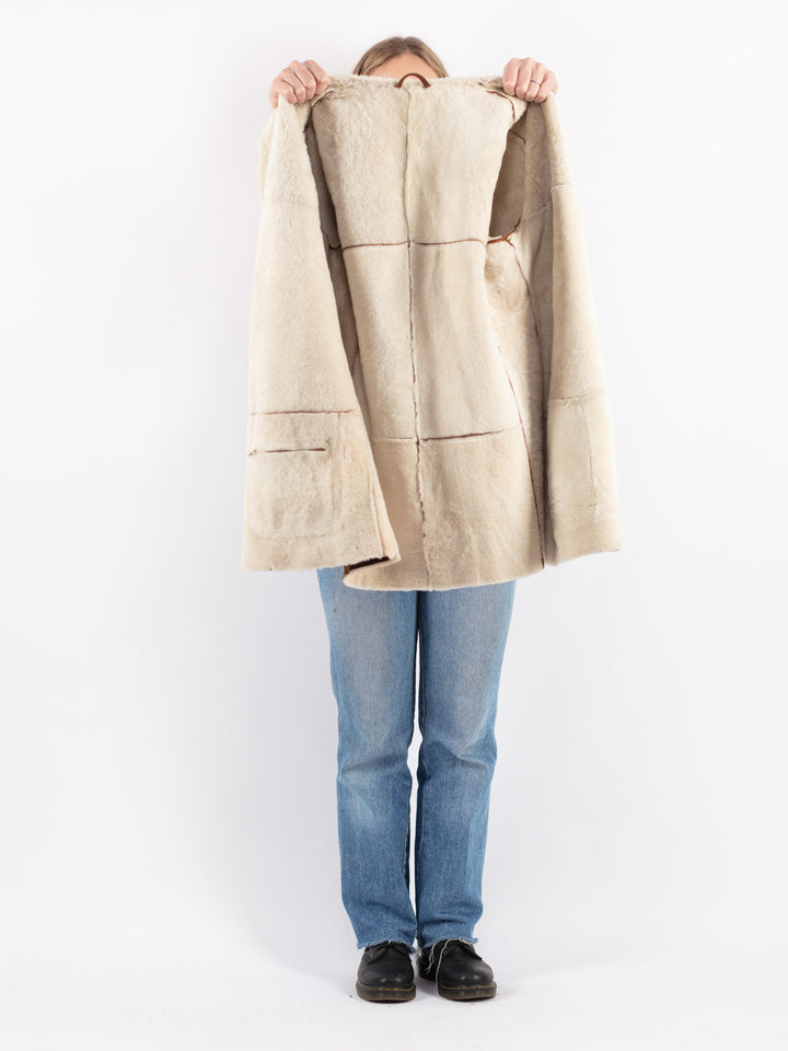 Vintage 90's Women Sheepskin Coat in Brown
