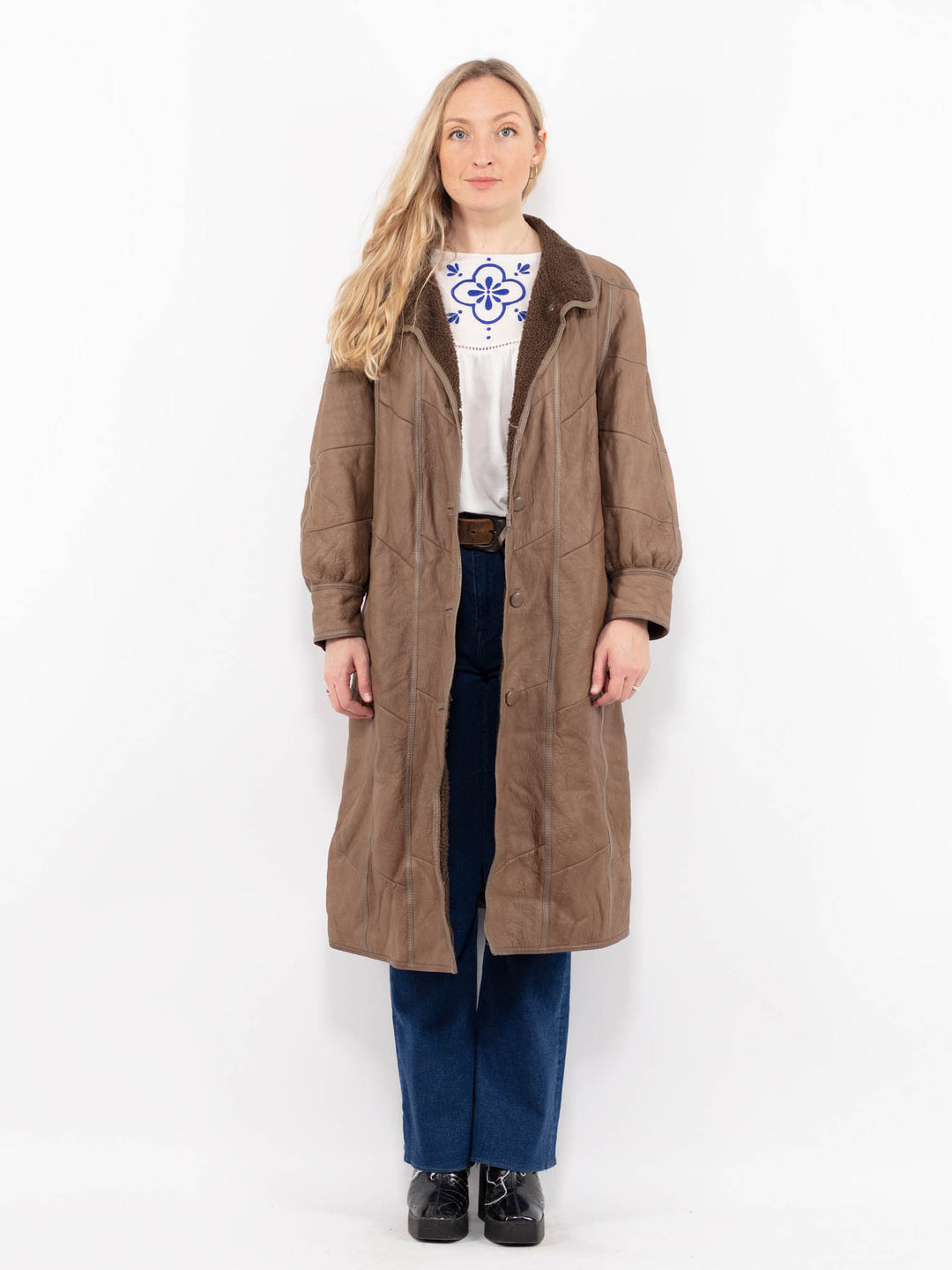 Vintage 90's Women Sheepskin Coat in BrownA1058