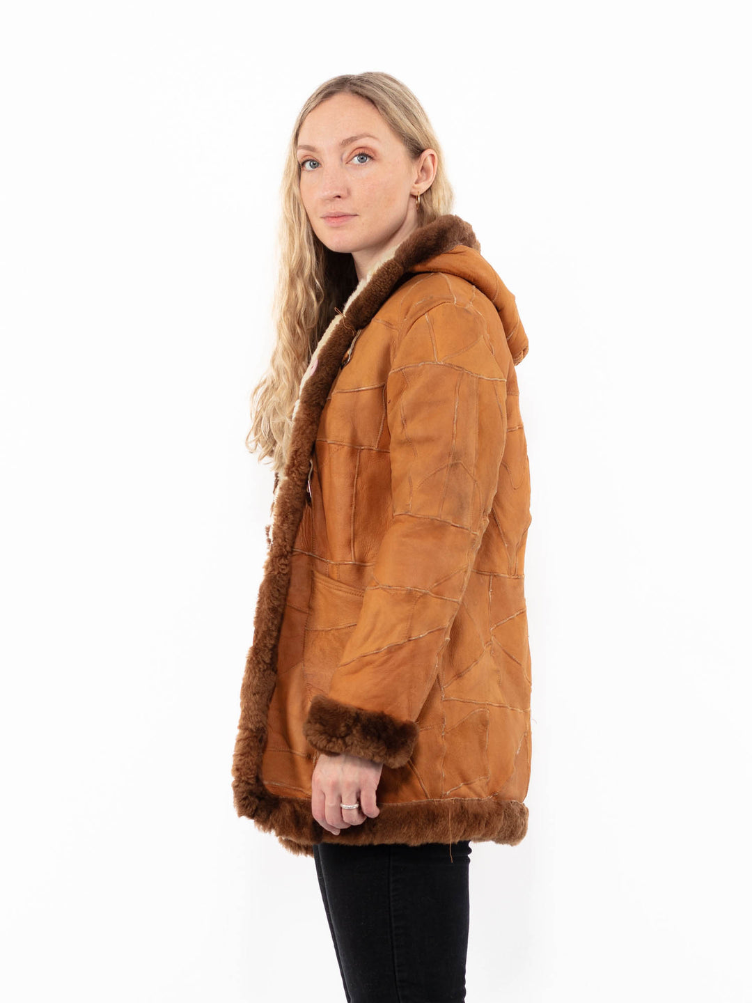 Vintage 90's Women Sheepskin Coat in BrownA0954