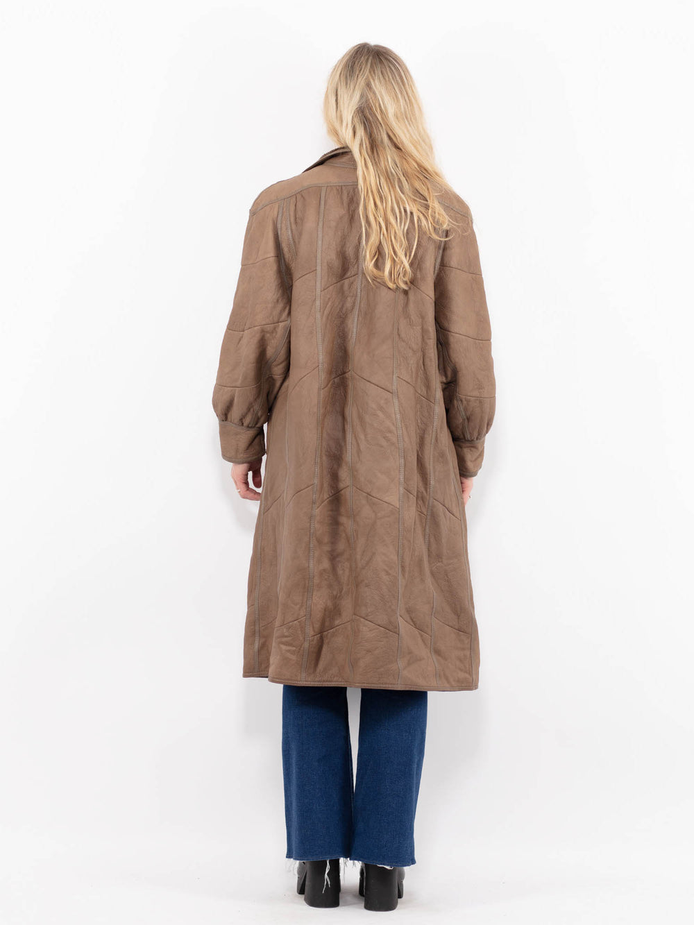 Vintage 90's Women Sheepskin Coat in BrownA1058