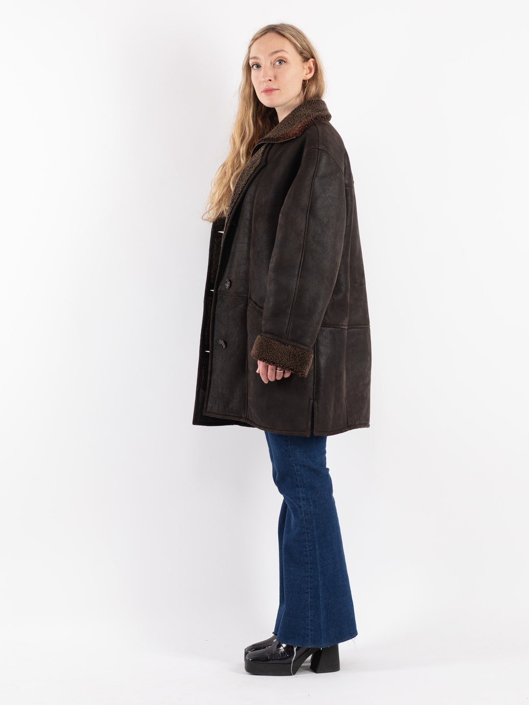 Vintage 90's Women Sheepskin Coat in Brown