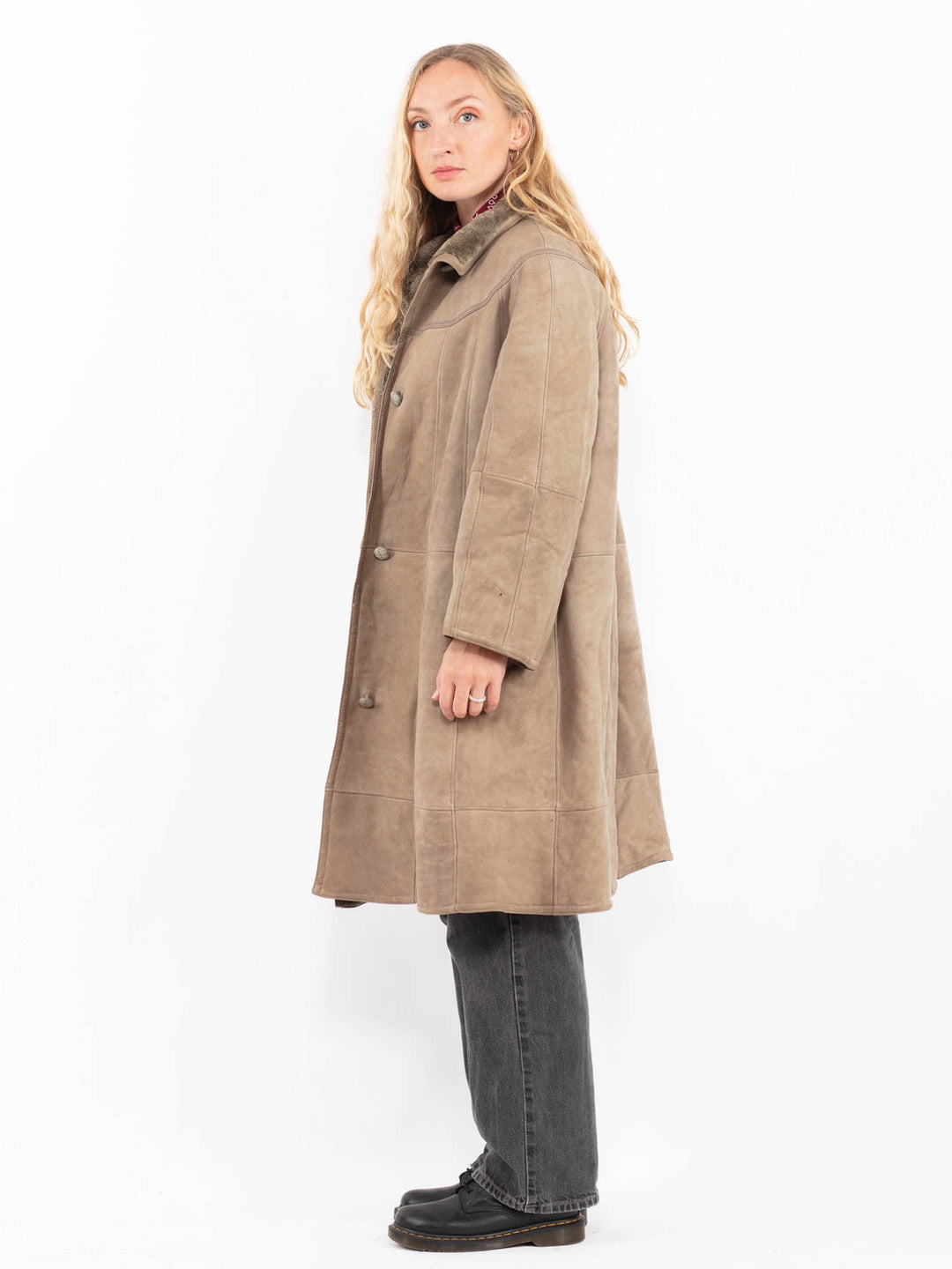 Vintage 90's Women Sheepskin Coat in BeigeA0673