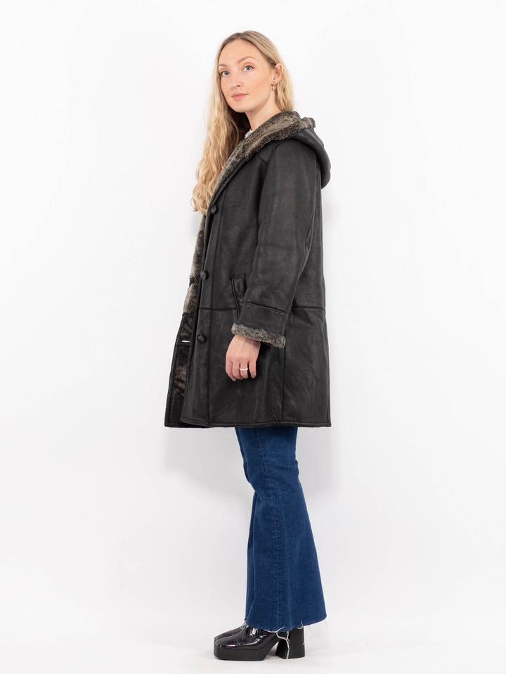 Vintage 90's Women Sheepskin Coat in BlackA1059