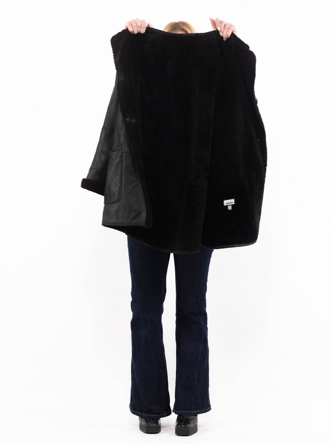 Vintage 90's Women Sheepskin Coat in BlackA1160