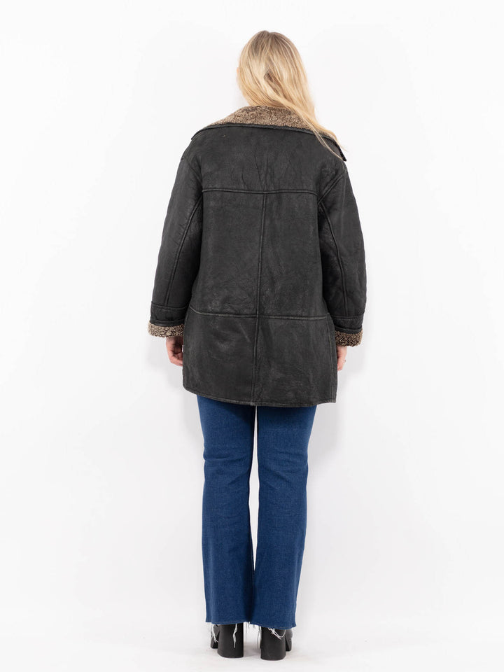 Vintage 90's Women Sheepskin Coat in BlackA1061
