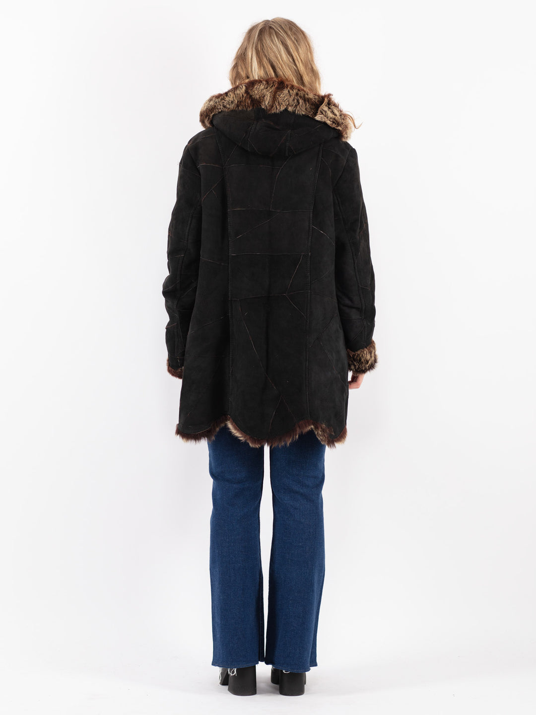 Vintage 90's Women Sheepskin Coat in Black
