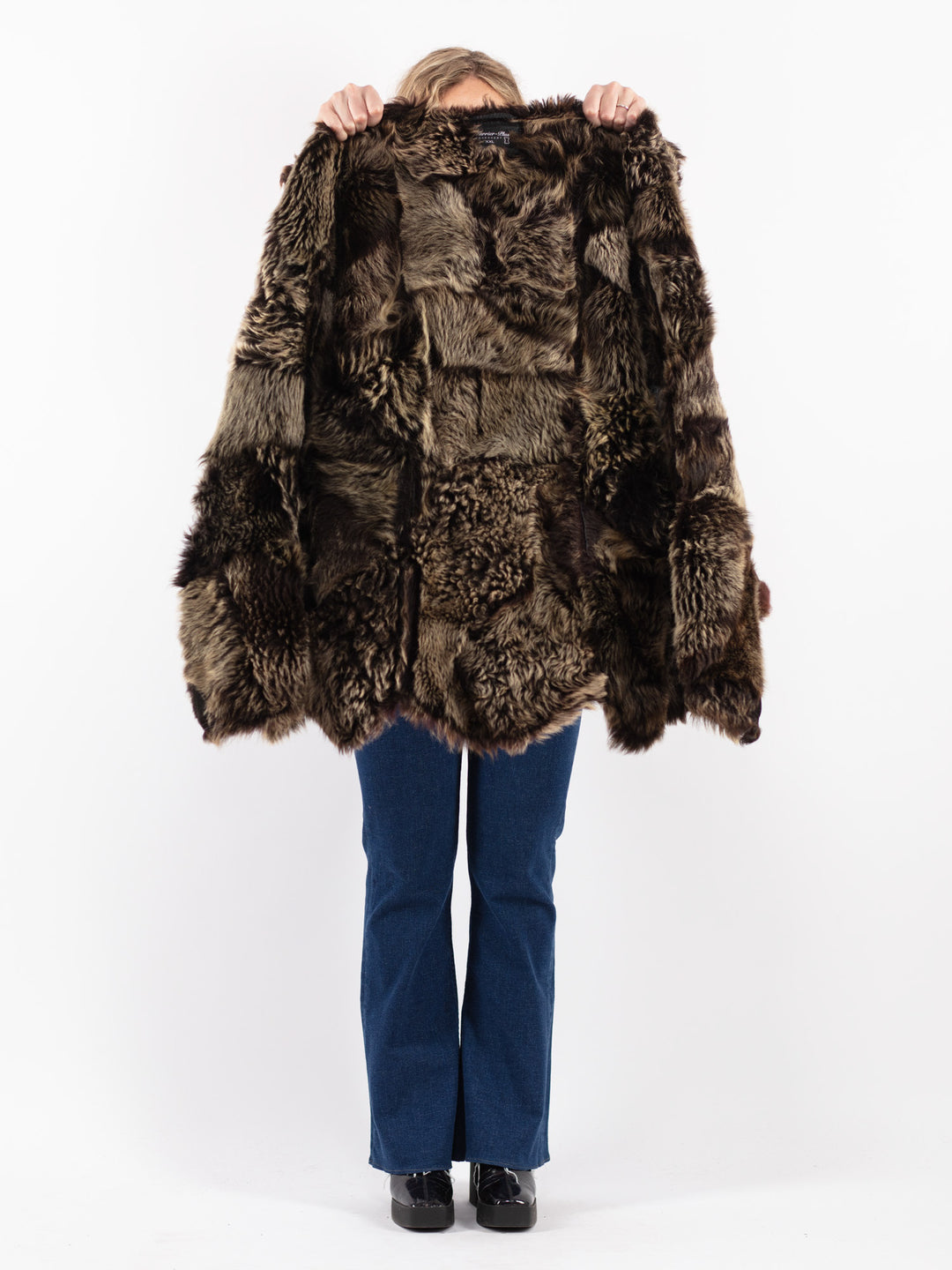 Vintage 90's Women Sheepskin Coat in Black