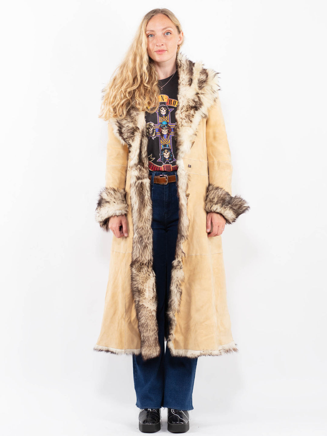 Vintage 90's Women Sheepskin Coat in BeigeA0435