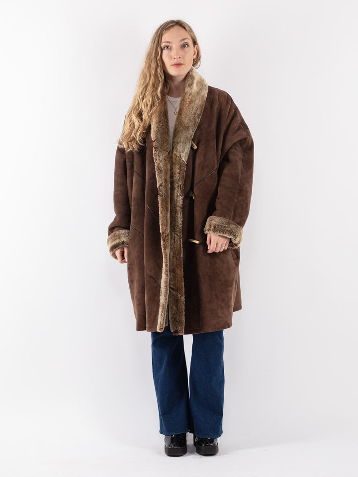 Vintage 90's Women Sheepskin Coat in Brown