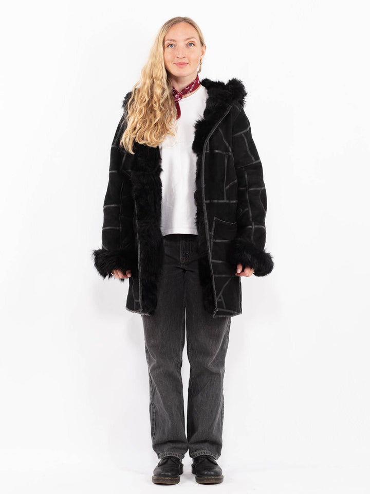 Vintage 90's Women Sheepskin Coat in BlackA0679