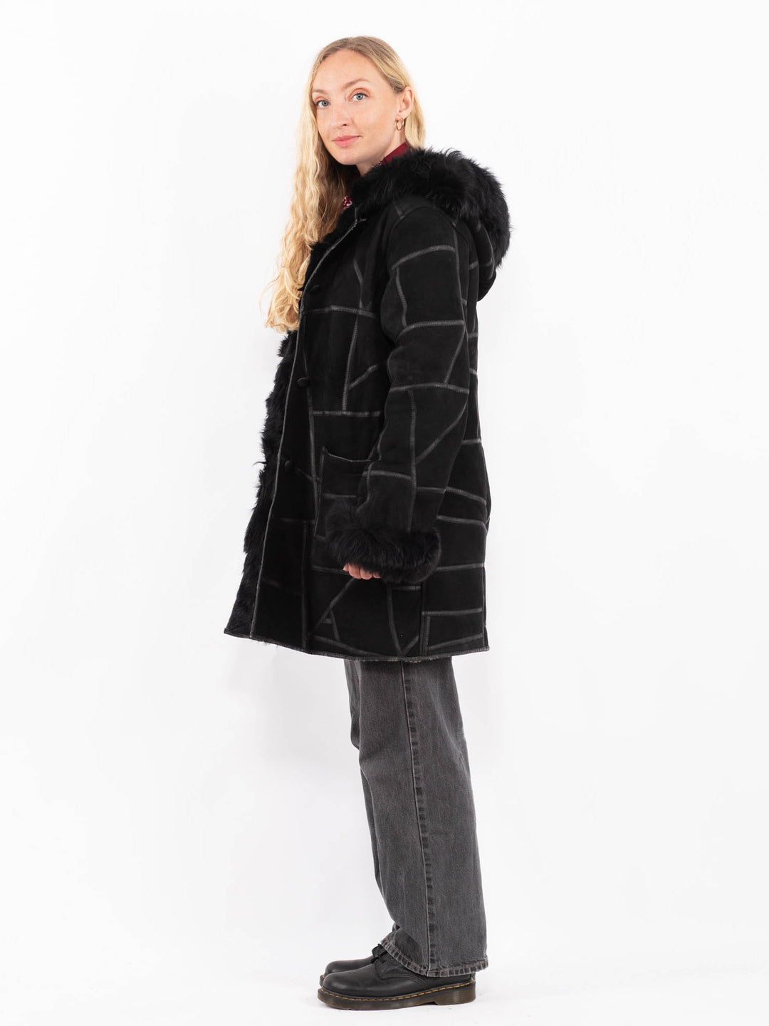 Vintage 90's Women Sheepskin Coat in BlackA0679