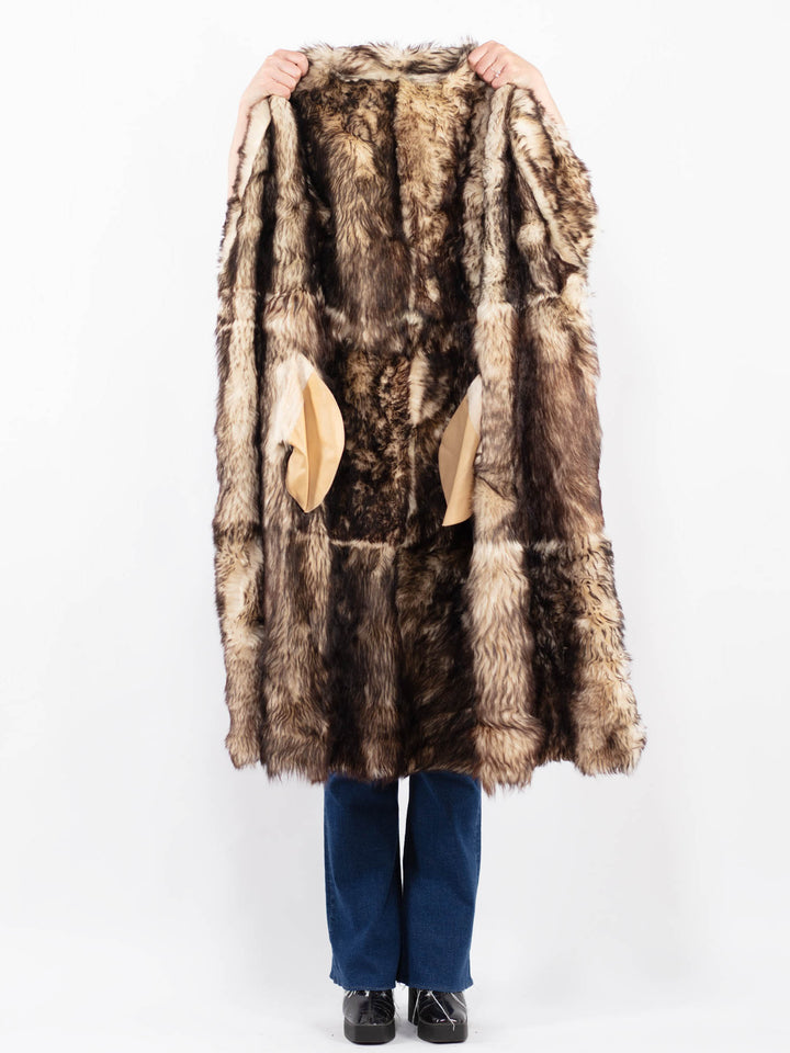 Vintage 90's Women Sheepskin Coat in BeigeA0435