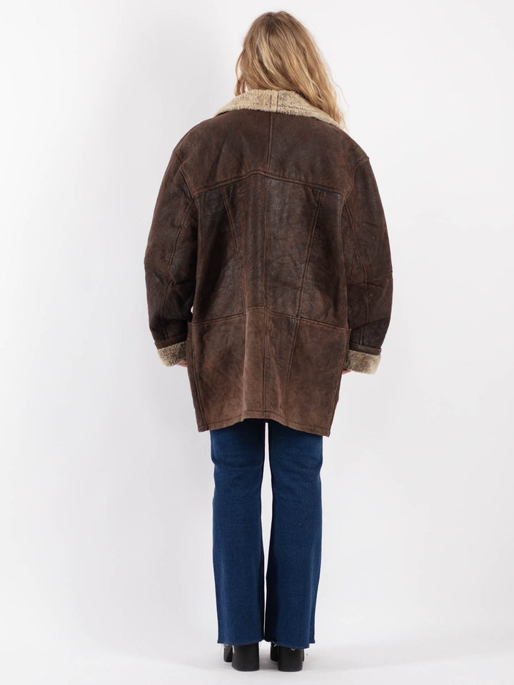 Vintage 90's Women Sheepskin Coat in Brown