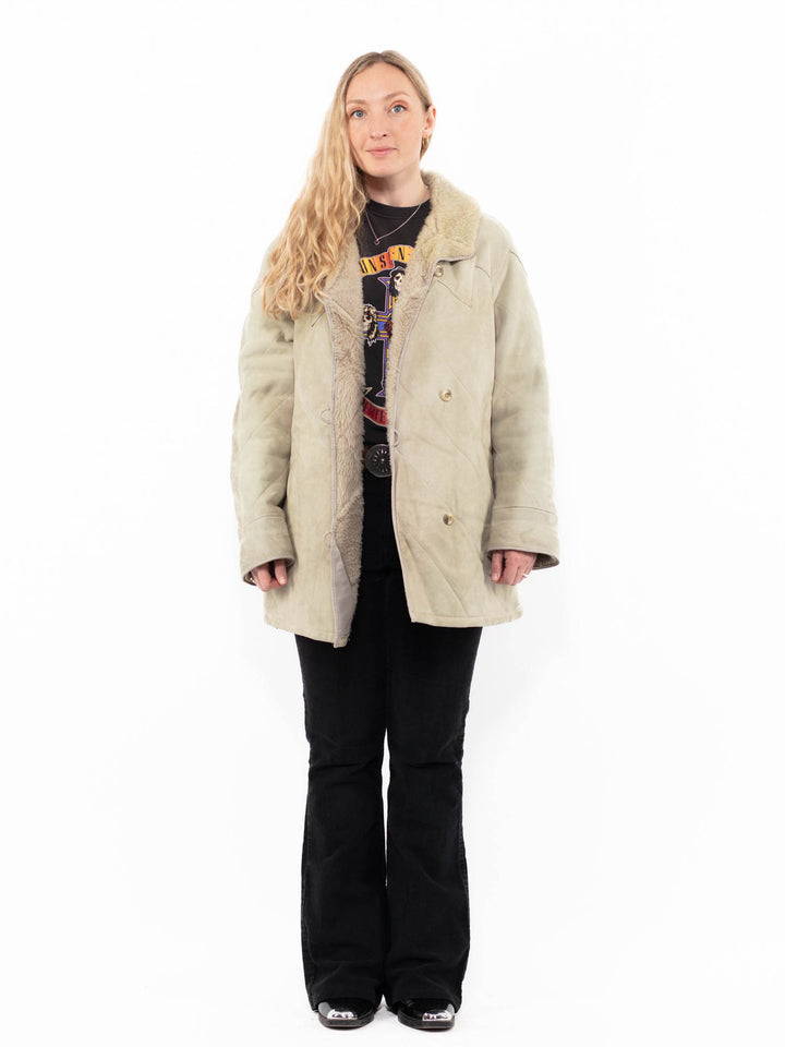Vintage 90's Women Sheepskin Coat in BeigeA0962
