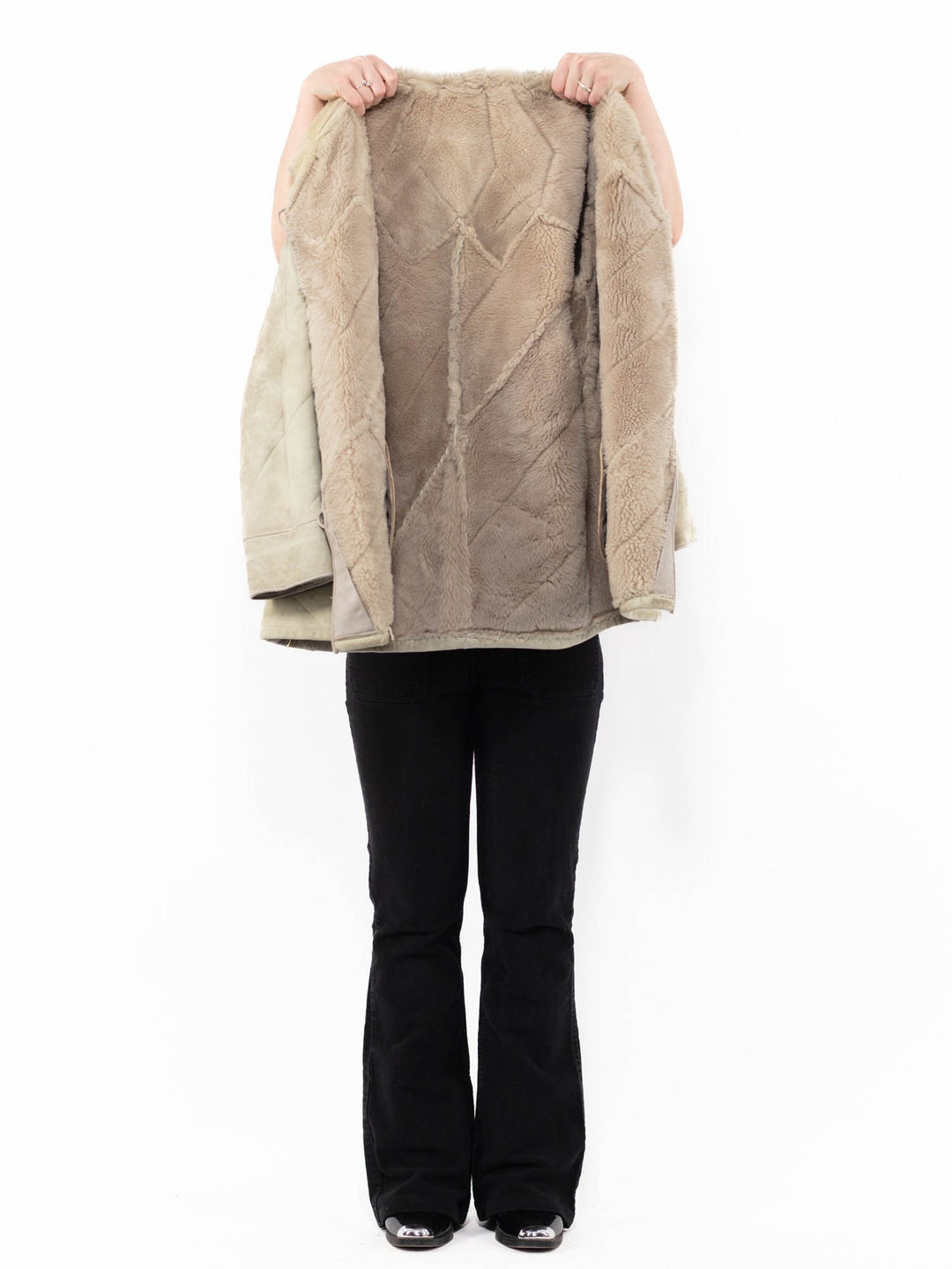 Vintage 90's Women Sheepskin Coat in BeigeA0962