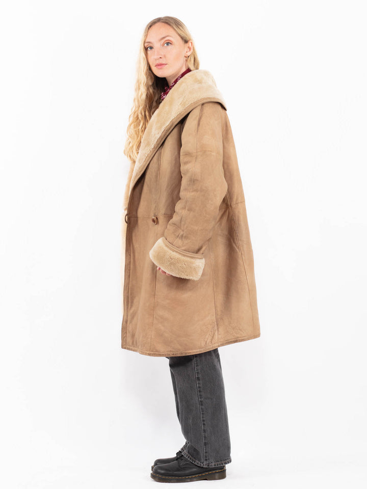 Vintage 90's Women Sheepskin Coat in BeigeA0681