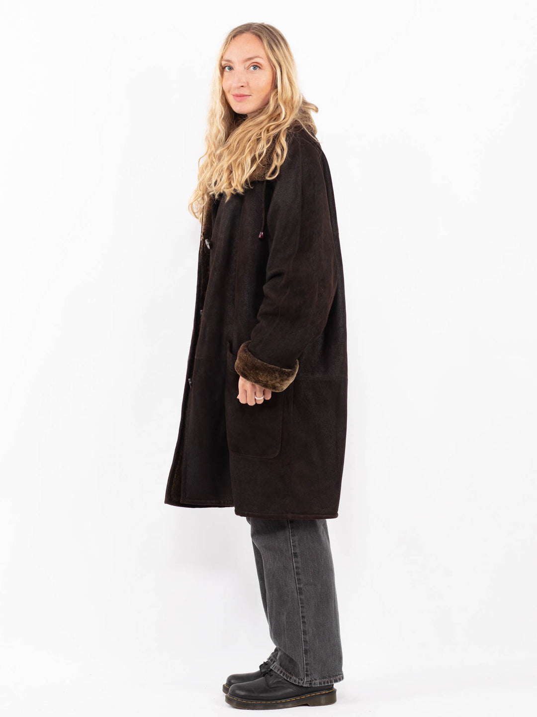 Vintage 90's Women Sheepskin Coat in BrownA0683