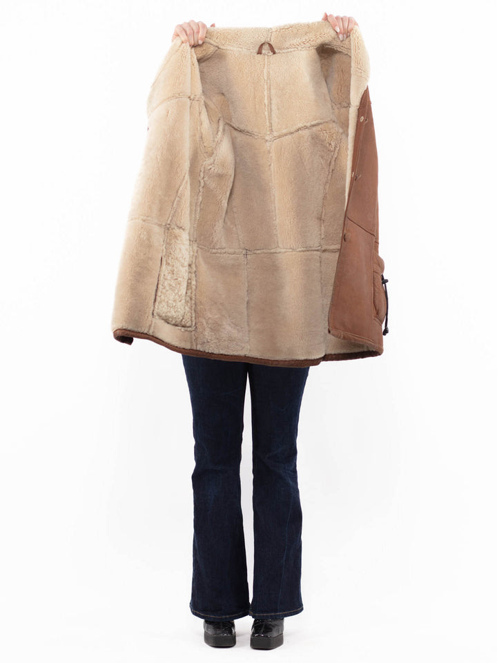 Vintage 90's Women Sheepskin Coat in BrownA1168