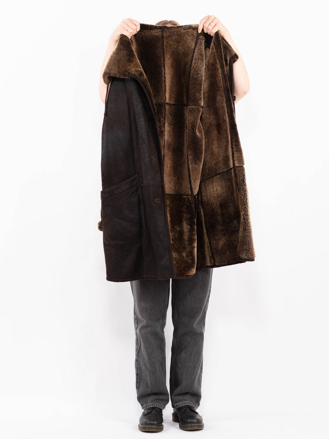 Vintage 90's Women Sheepskin Coat in BrownA0683
