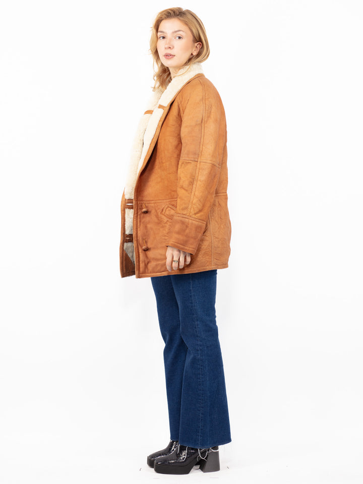 Vintage 80's Women Sheepskin Coat in Brown