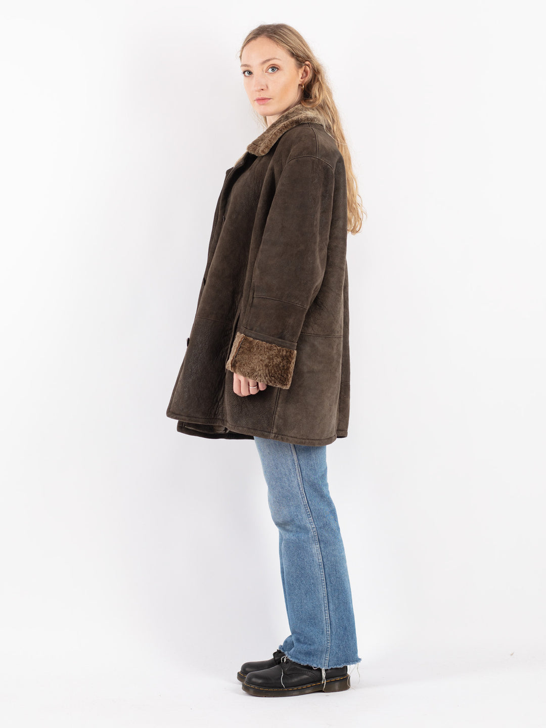 Vintage 90's Women Sheepskin Coat in Brown