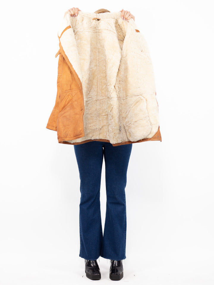 Vintage 80's Women Sheepskin Coat in Brown