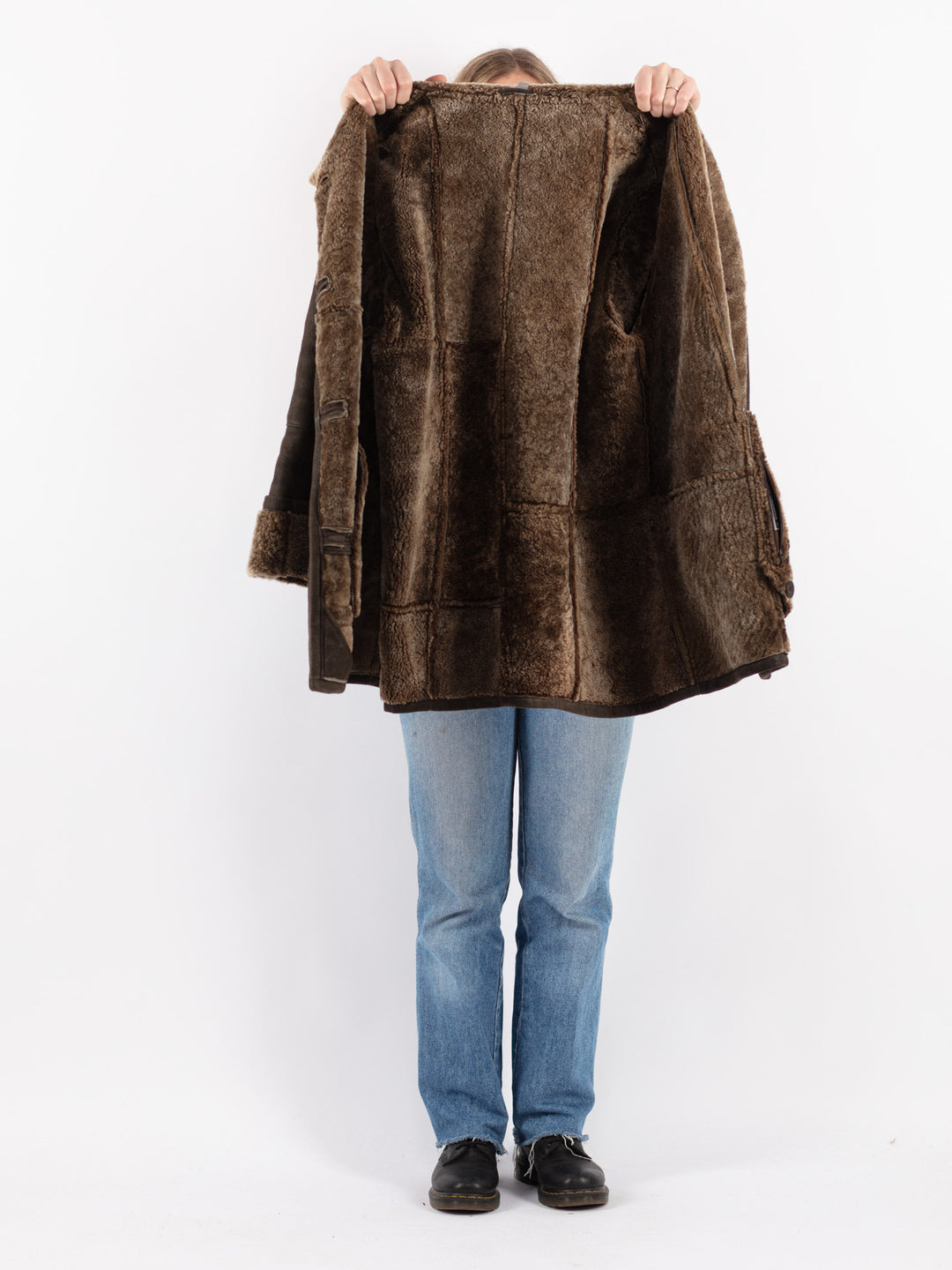 Vintage 90's Women Sheepskin Coat in Brown