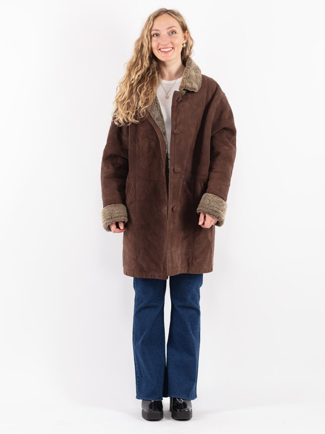 Vintage 90's Women Sheepskin Coat in Brown