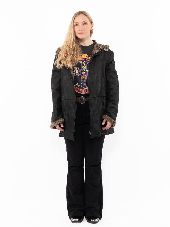 Vintage 90's Women Sheepskin Coat in BlackA0969