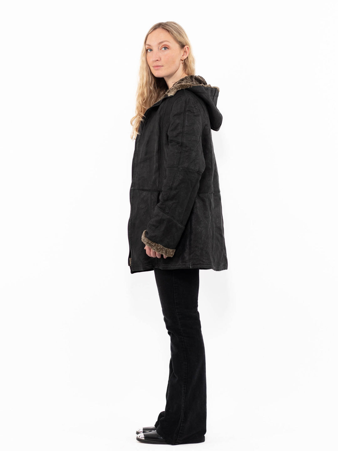 Vintage 90's Women Sheepskin Coat in BlackA0969