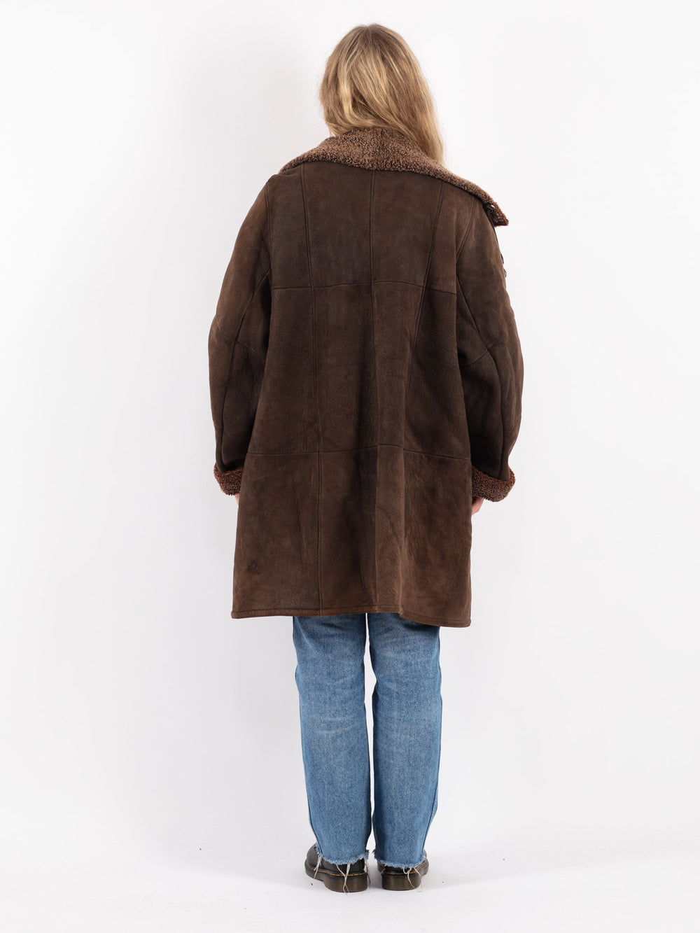 Vintage 90's Women Sheepskin Coat in Brown