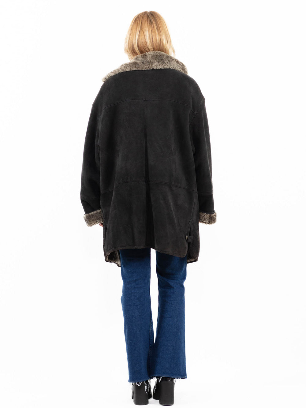 Vintage 90's Women Sheepskin in BlackA0134