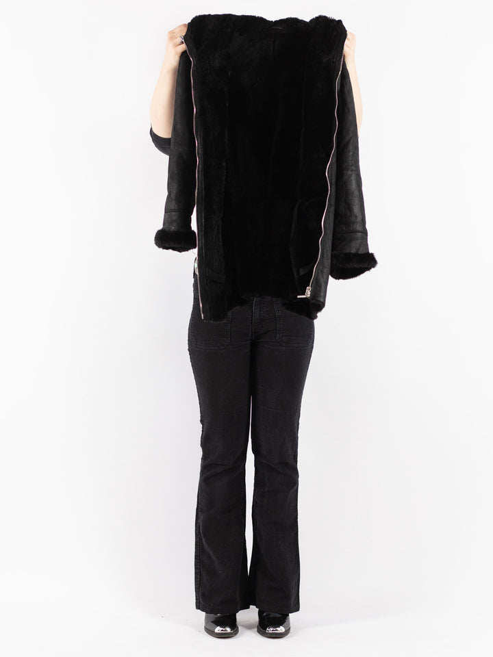 Vintage 90's Women Sheepskin Coat in Black