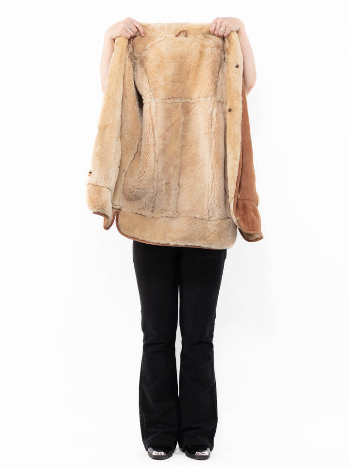 Vintage 90's Women Sheepskin Coat in BrownA0972