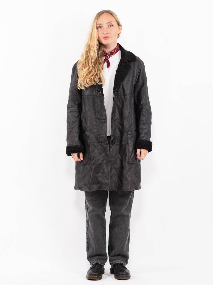 Vintage 90's Women Sheepskin Leather Coat in Black