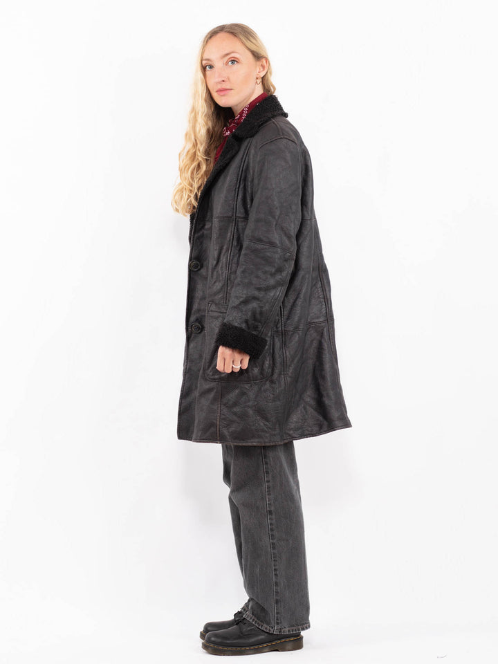 Vintage 90's Women Sheepskin Leather Coat in Black