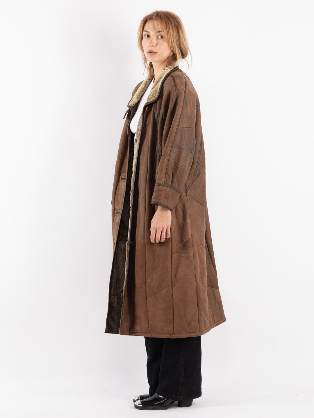 Vintage 90's Women Sheepskin Coat in Brown