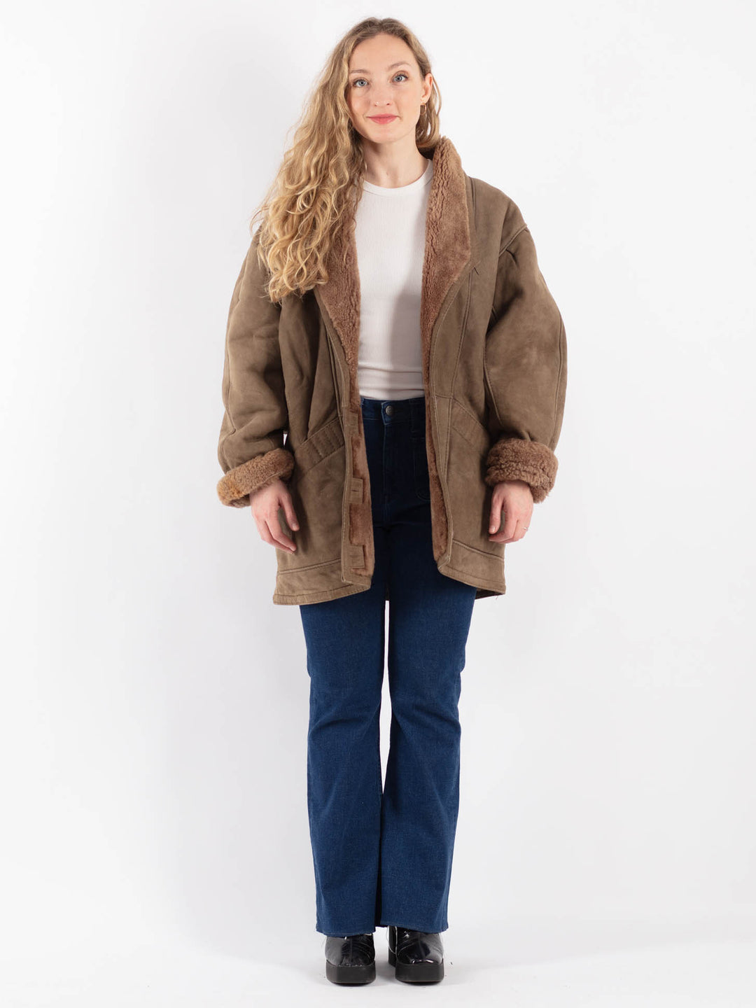 Vintage 90's Women Sheepskin Coat in BeigeV9188