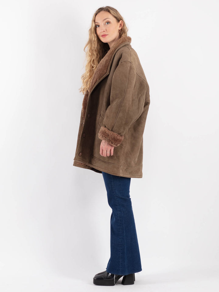 Vintage 90's Women Sheepskin Coat in BeigeV9188