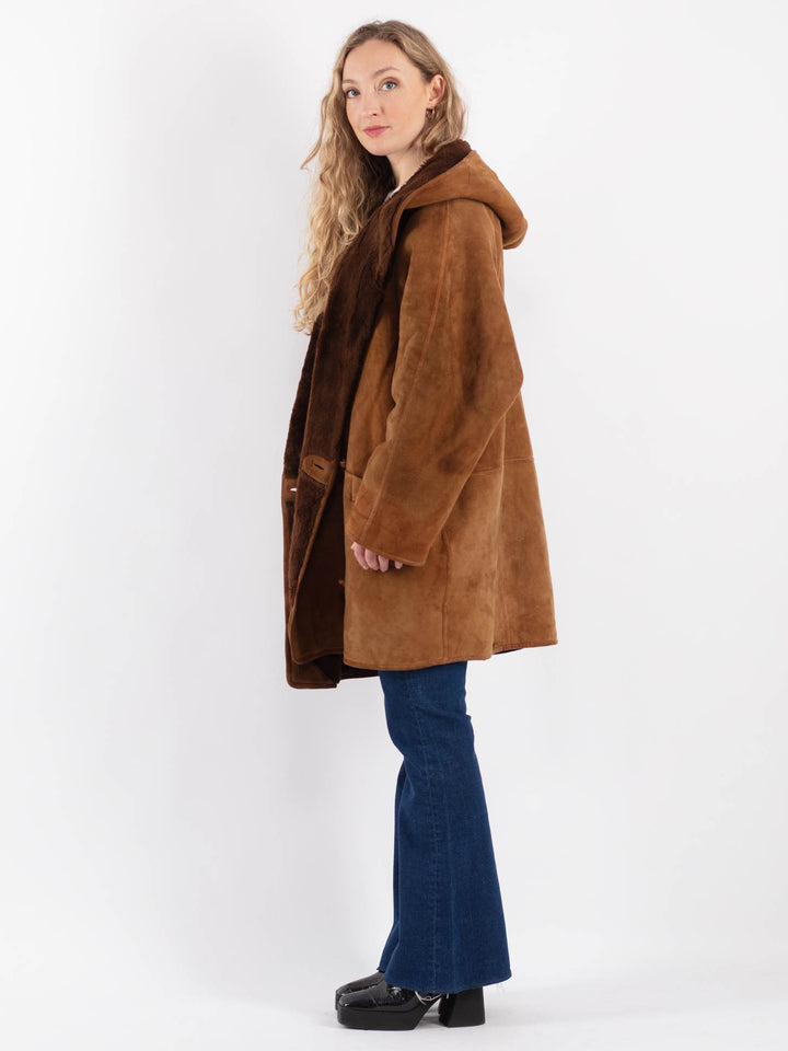 Vintage 90's Women Sheepskin Coat in BrownV9190