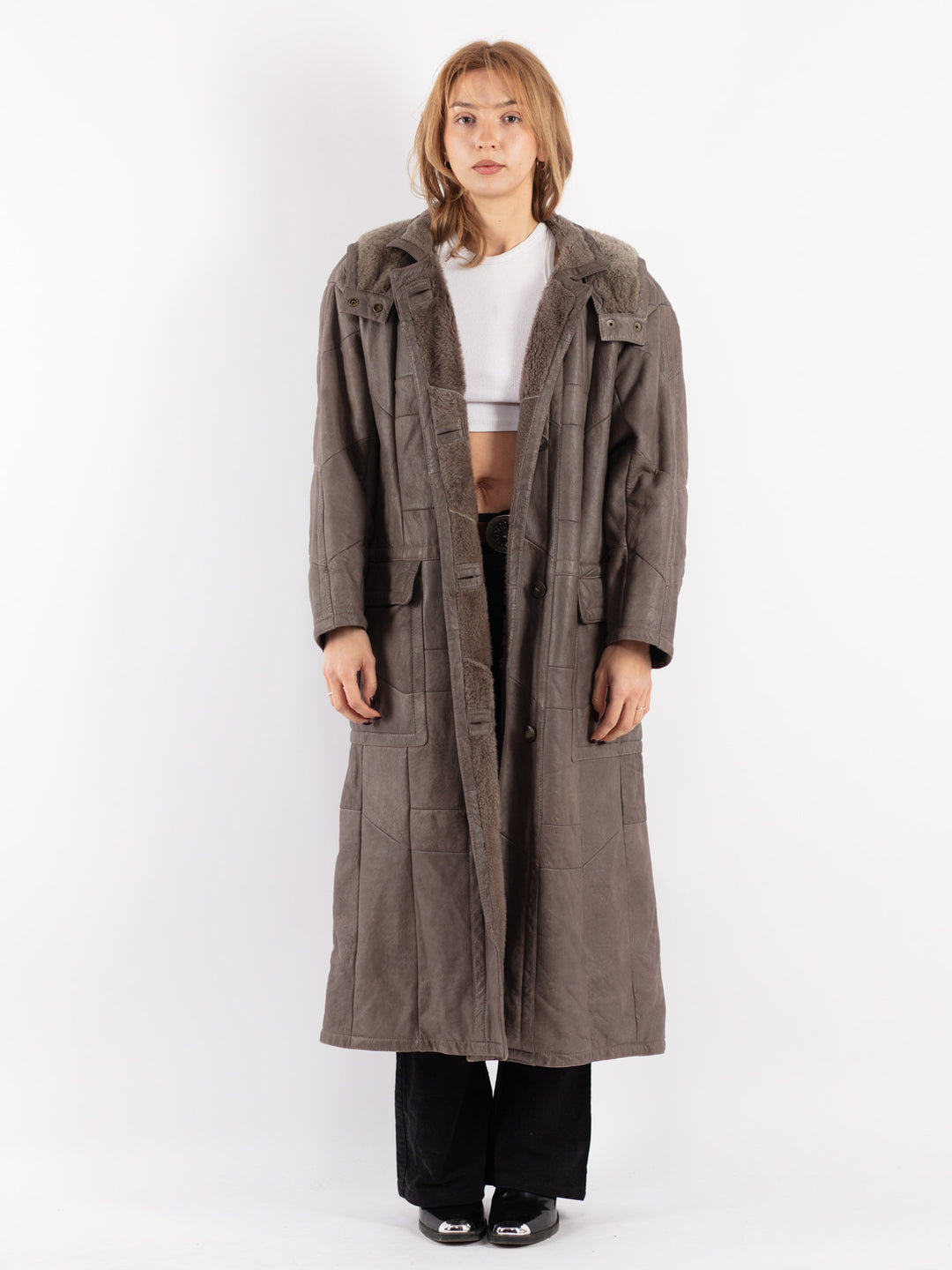 Vintage 90's Women Sheepskin Coat in Gray