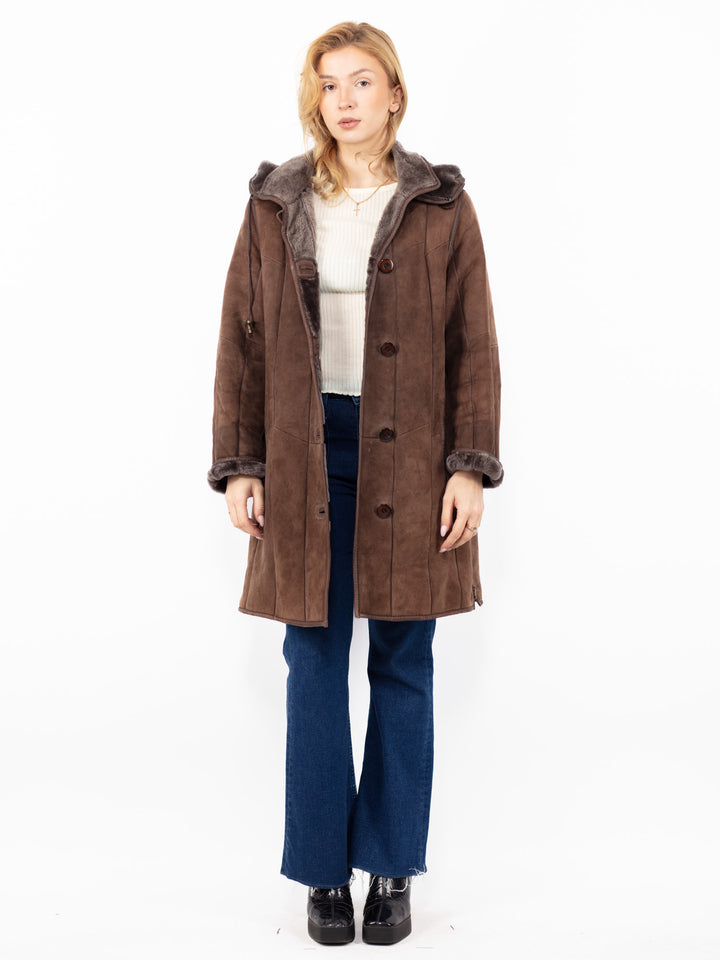 Vintage 90's Women Hooded Sheepskin Coat in Brown