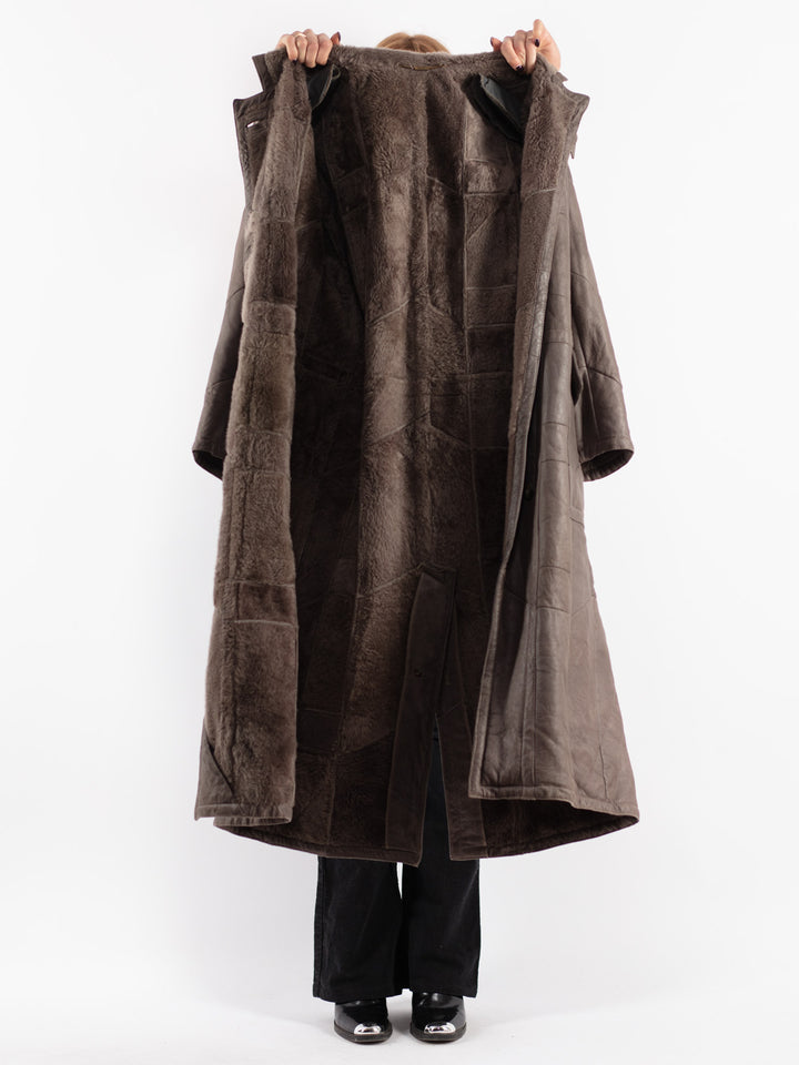 Vintage 90's Women Sheepskin Coat in Gray
