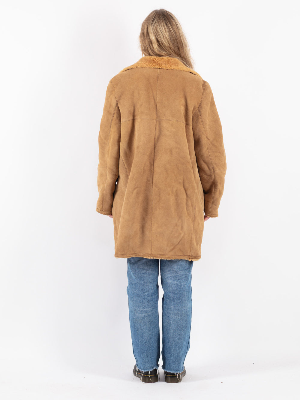 Vintage 90's Women Sheepskin Coat in Beige