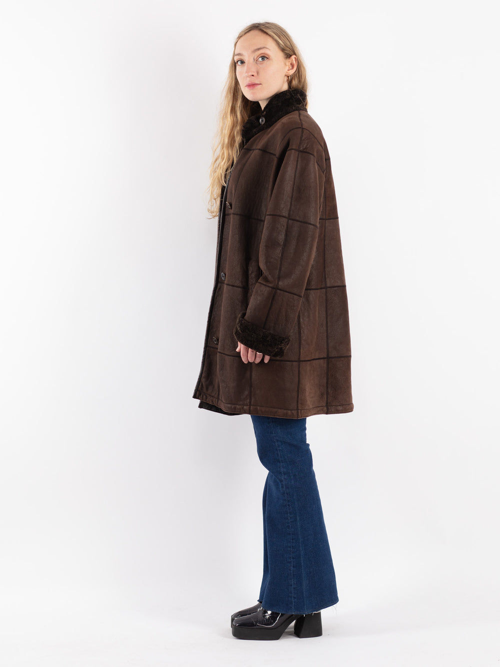 Vintage 90's Women Sheepskin Coat in Brown