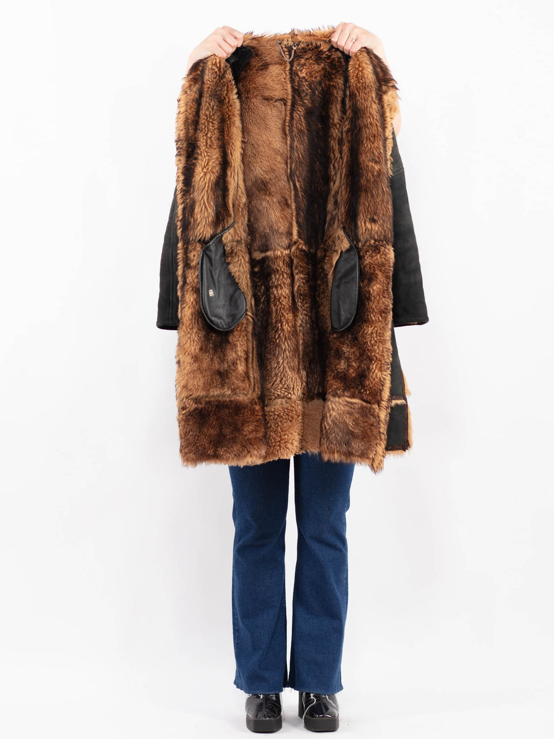 Vintage 90's Women Sheepskin Coat in BlackA0461