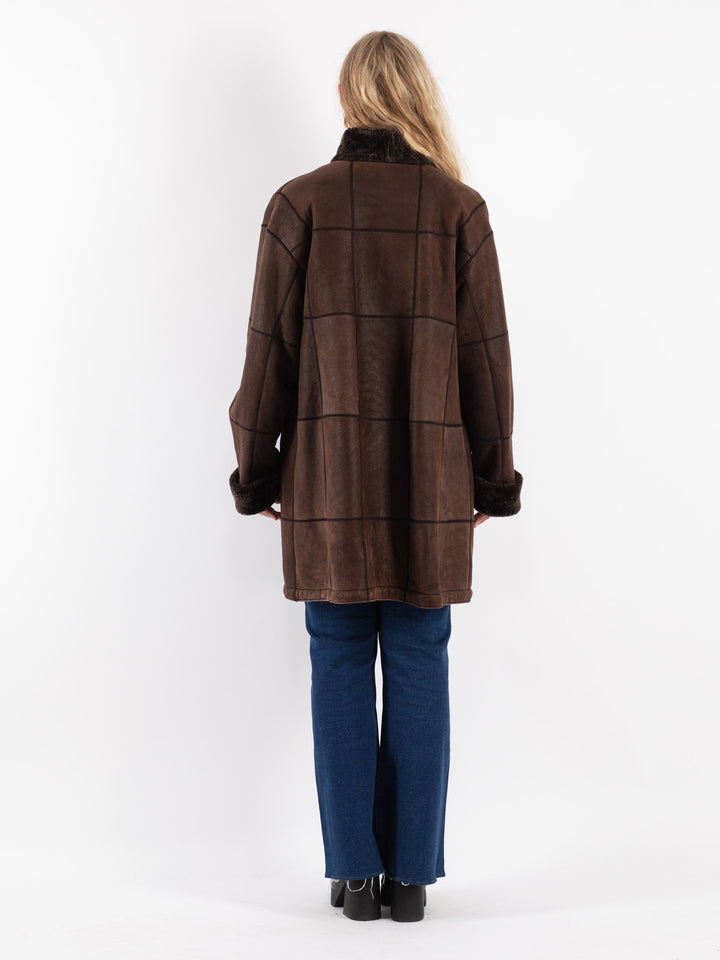 Vintage 90's Women Sheepskin Coat in Brown