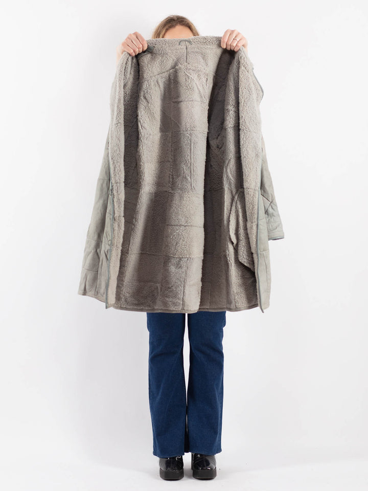 Vintage 90's Women Sheepskin in Gray